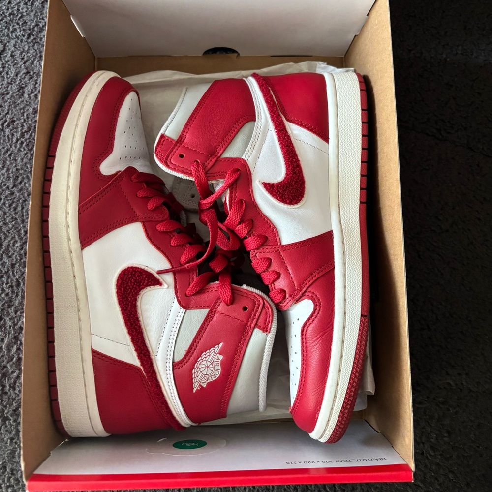 Women’s Jordan 1 retro